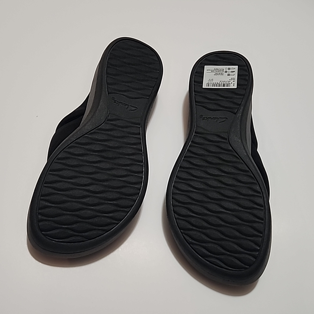 Clarks Cloudsteppers Size 7M - Picture 3 of 6